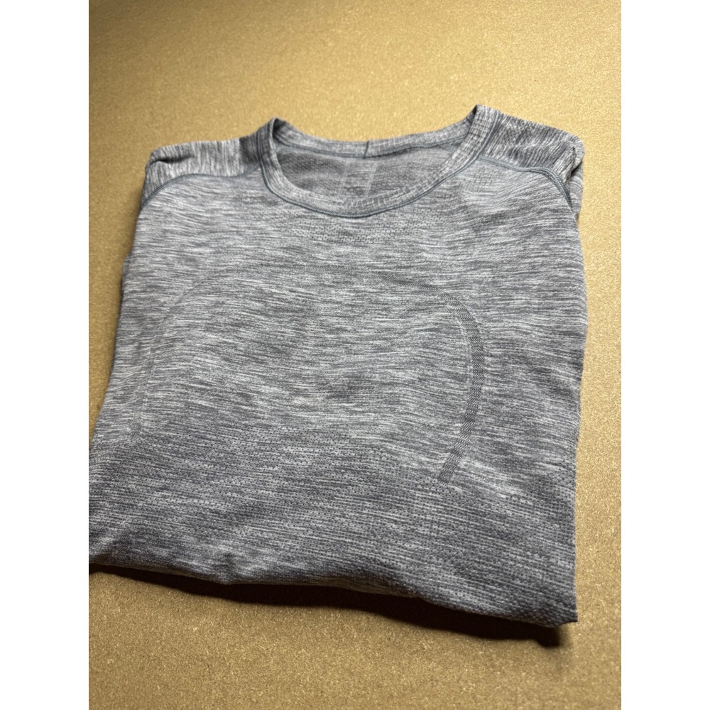 Lululemon Swiftly Tech Long Sleeve 2.0 Grey Space Dye Size 10 Running Shirt